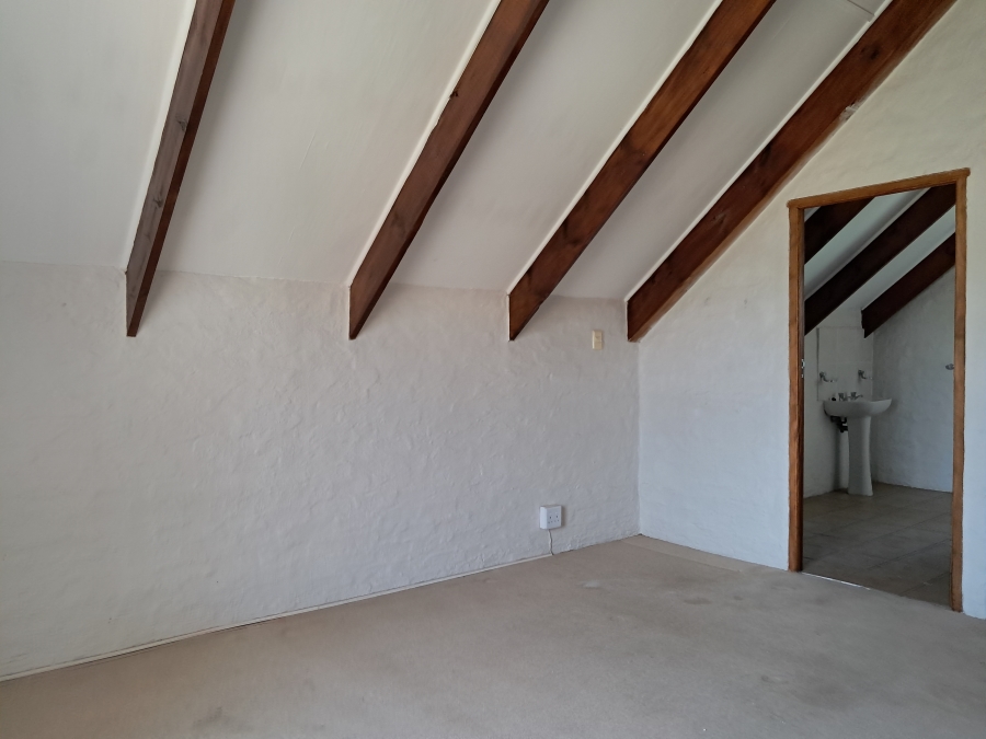 To Let 3 Bedroom Property for Rent in Humansdorp Eastern Cape